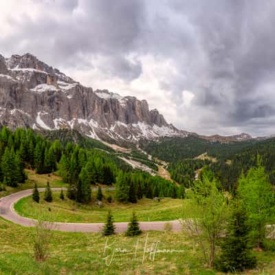 Passo Gardena, View to Langkofel and Sella Group, Italy