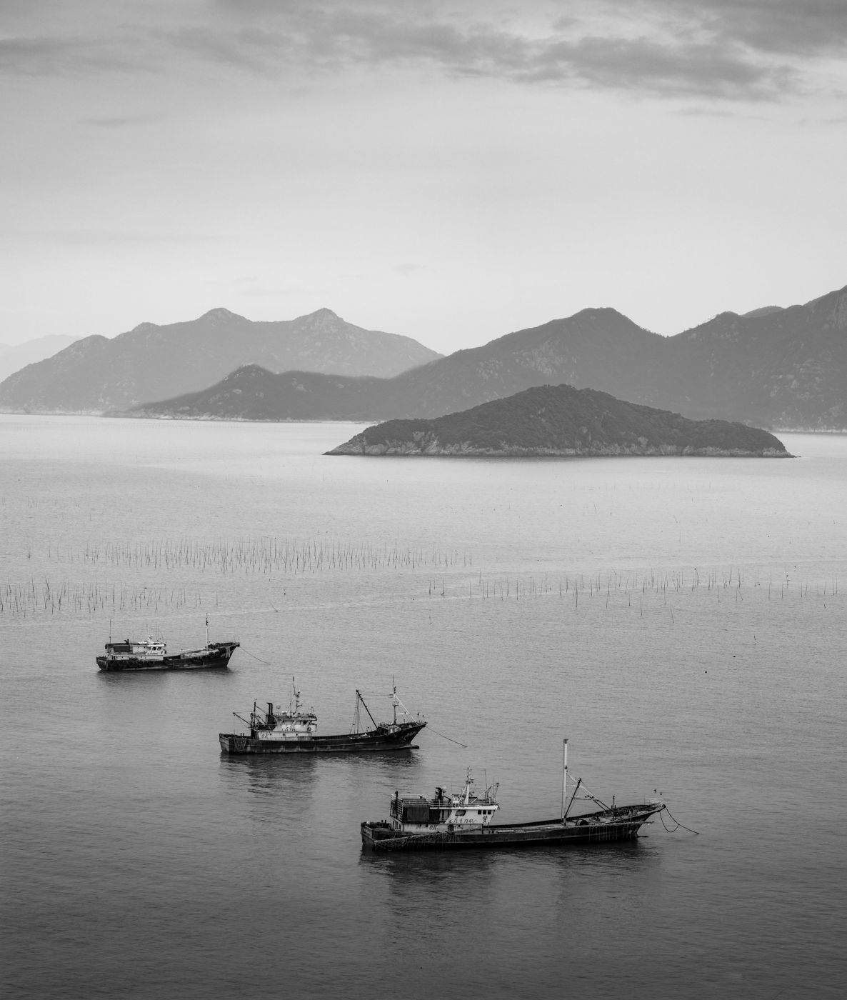 Three ships late afternoon Xiapu, China