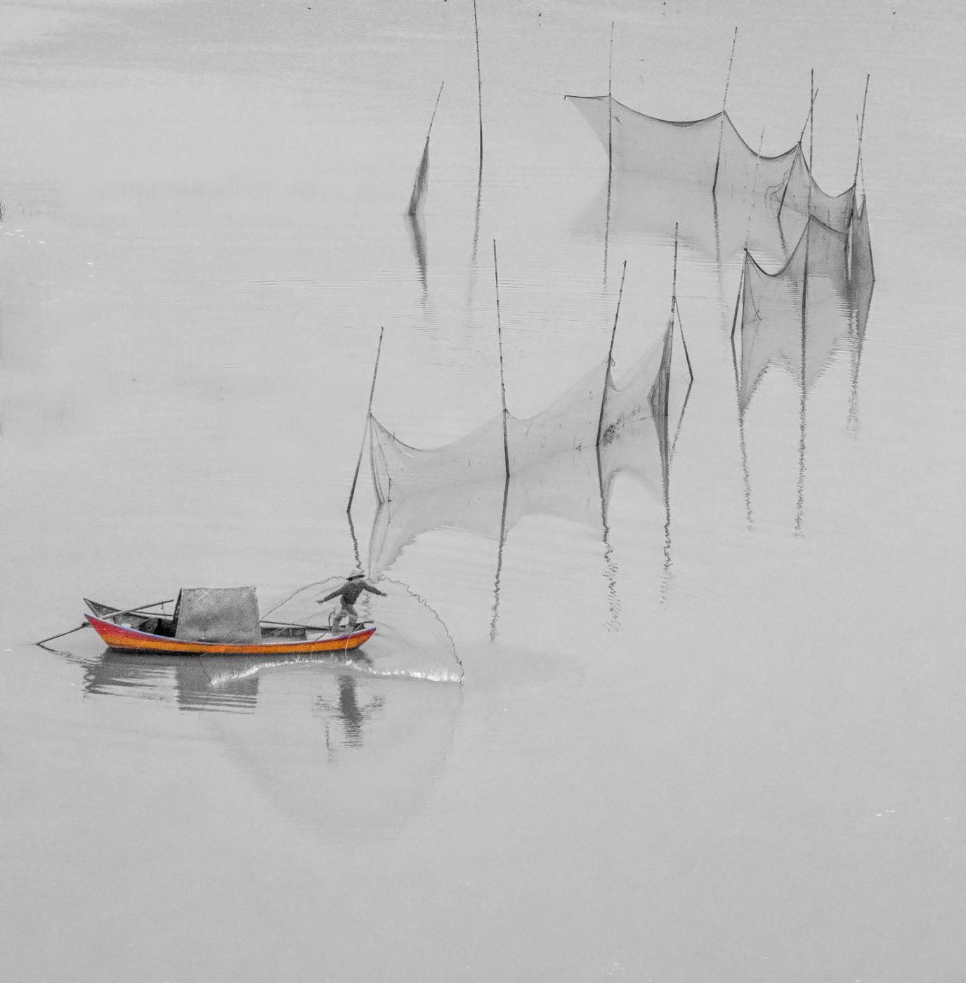 Throwing the net Hongshu Ling Xiapu, China