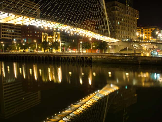 Zubizuri/Puente de Calatrava