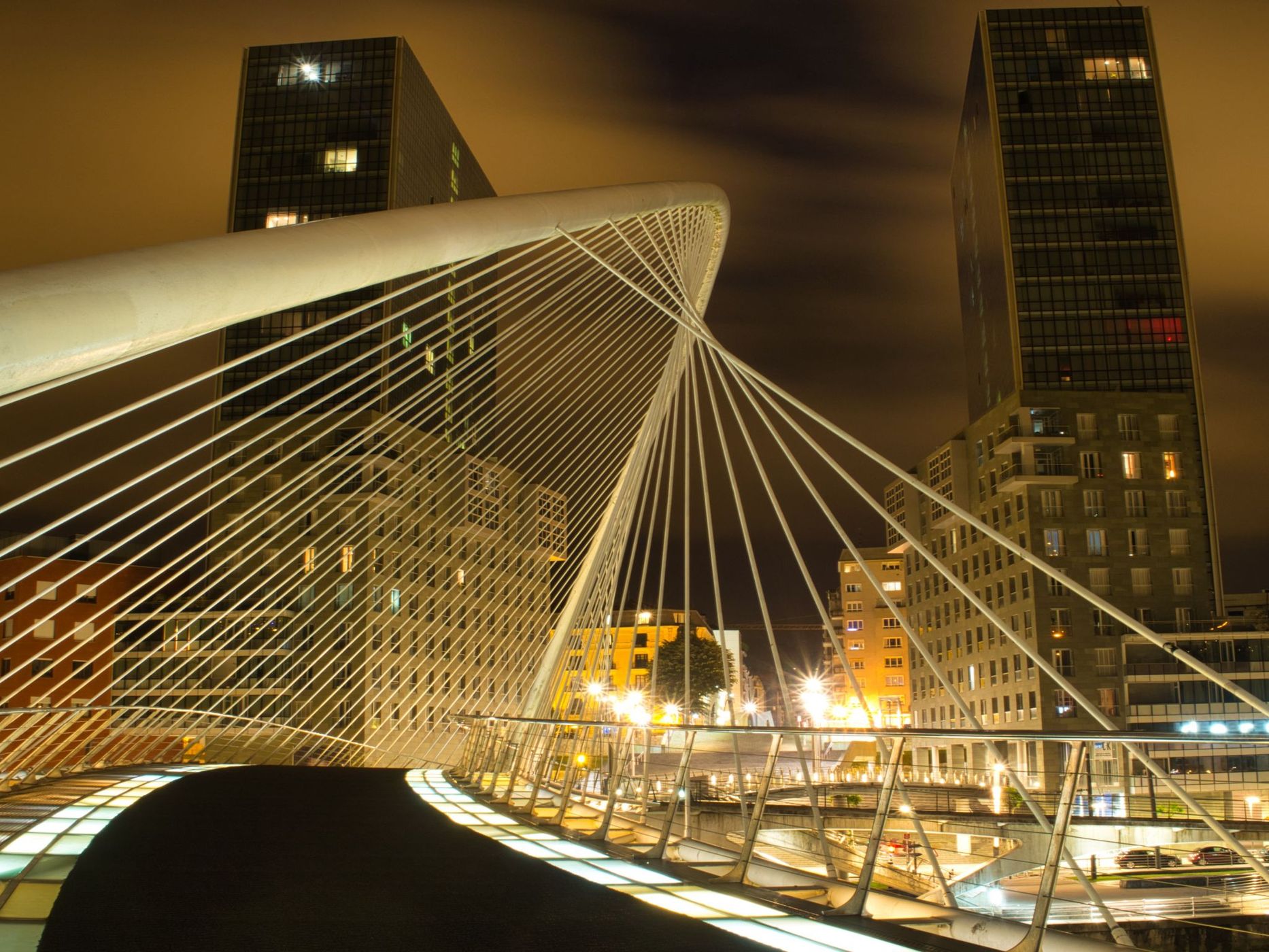 Zubizuri/Puente de Calatrava, Spain