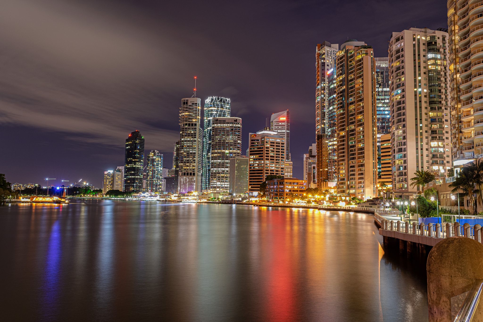 Brisbane Boardwalk near Story Bridge, Australia