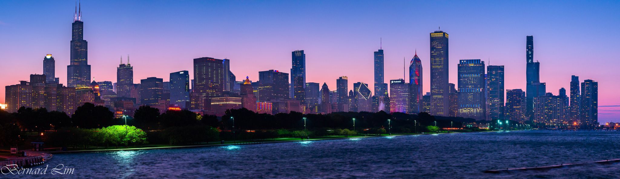 Chicago downtown from the Shedd Aquarium, USA
