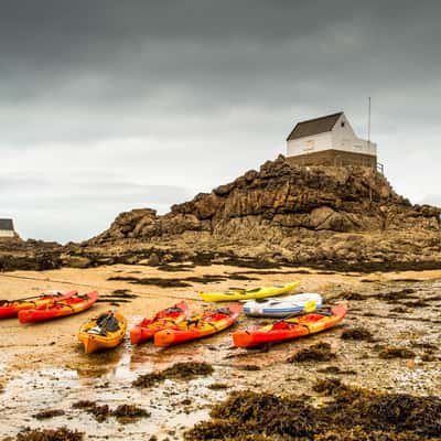 Echrehou kayaks,Jersey. UK., France