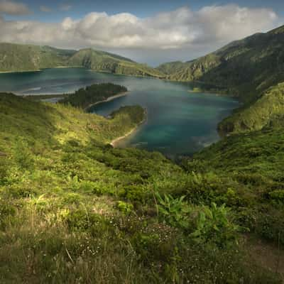 Lagoa do Fogo, Sao Miguel, Azores, Portugal