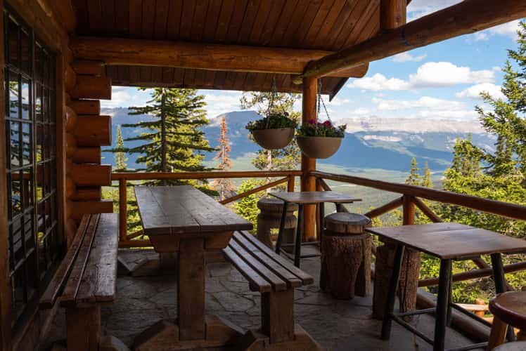 Lake Agnes Tea House