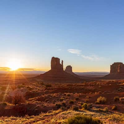 Monument Valley sunrise, USA