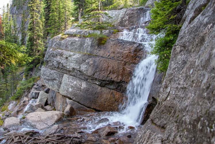 Small waterfall from Lake Agnes
