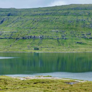 Sørvagsvatn - Trælanípa, Faroe Islands