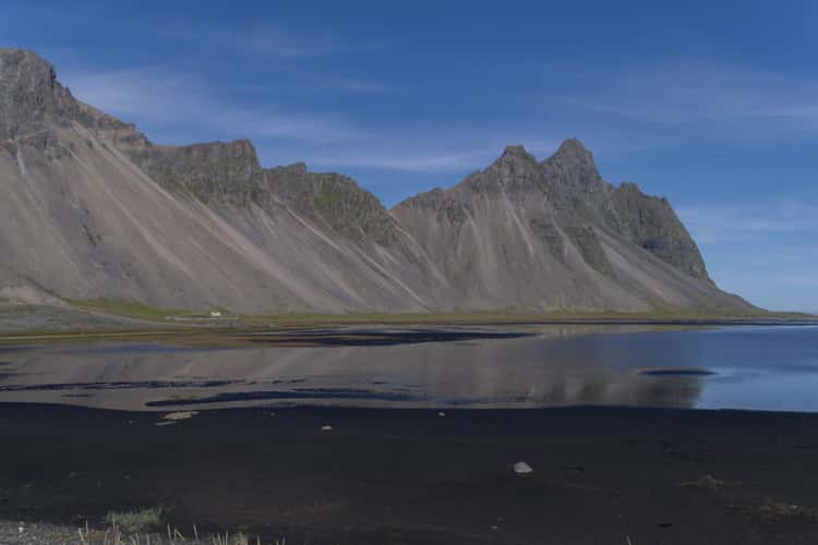 Vestrahorn from the beach, Stokkness