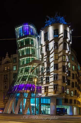 The Dancing House, Prague