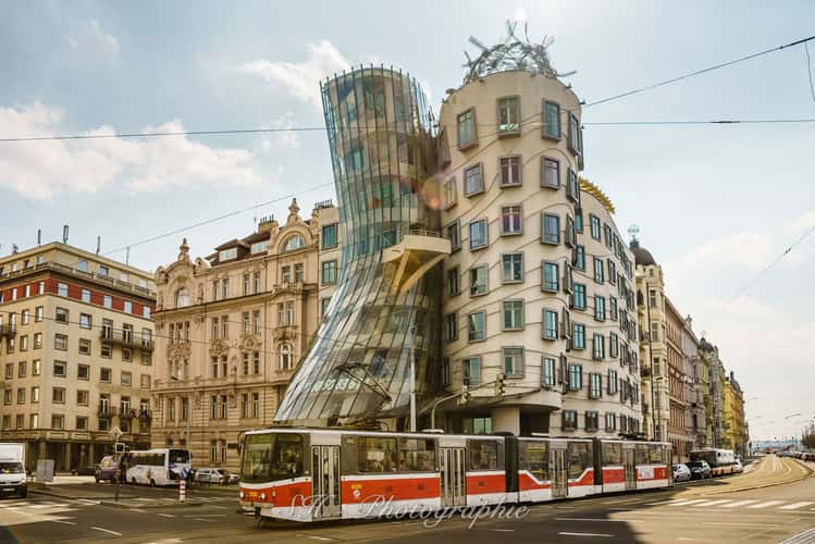 The Dancing House, Prague