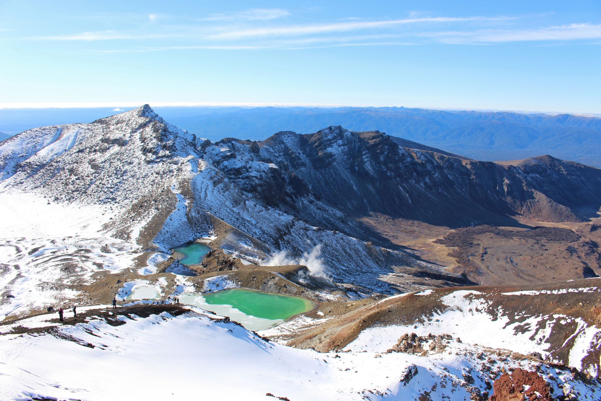 Tongariro Crossing Emerald Lake Lookout, New Zealand