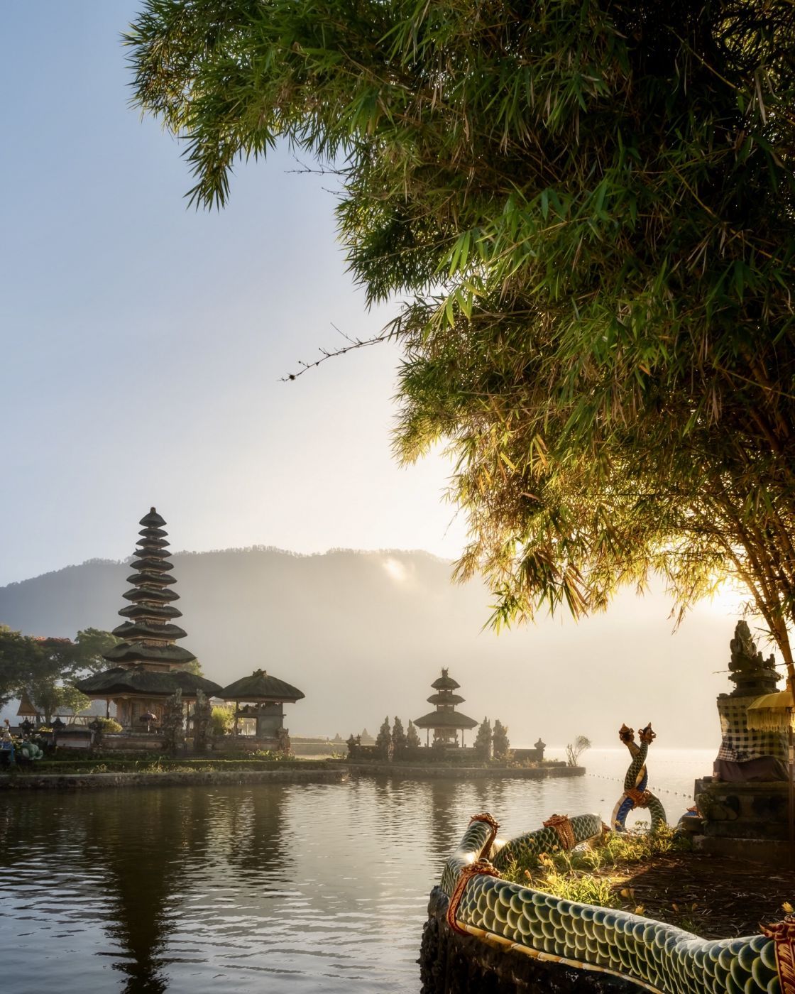 Ulun Dani Beratan Temple, Indonesia