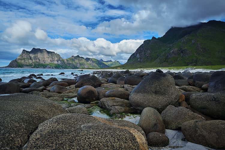 High Tide at Uttakleiv