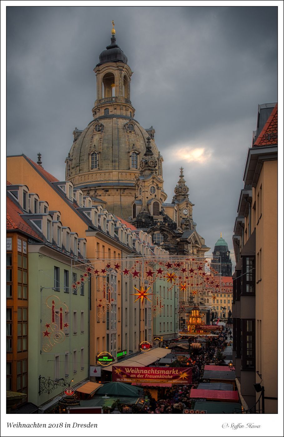 View into Münzgasse, Frauenkirche at day and night, Germany