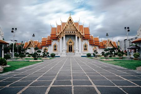 Wat Benchamabophit (Marble Temple)