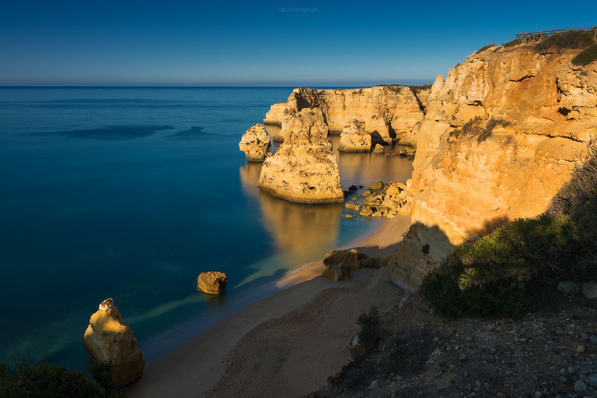 Praia da Marinha, Algarve, Portugal
