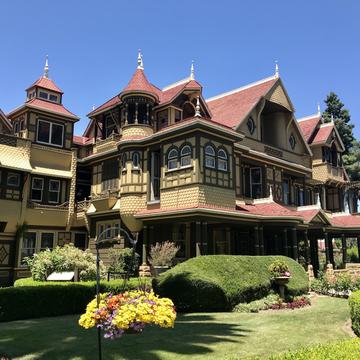 Winchester mystery house, California, USA