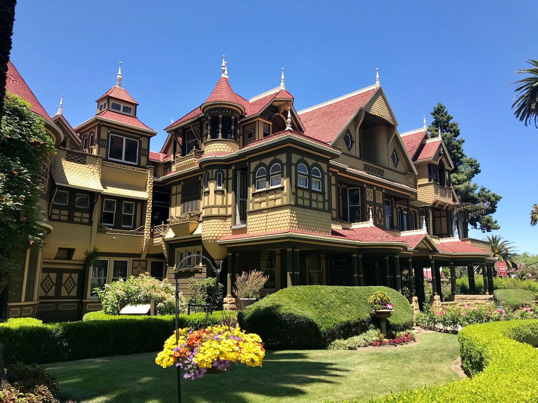 Winchester mystery house, California, USA