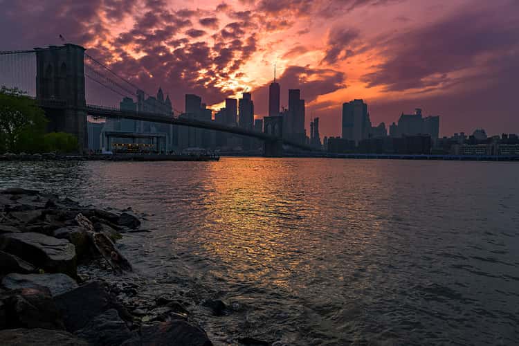 Brooklyn Bridge skyline from Pebble Beach, New York City