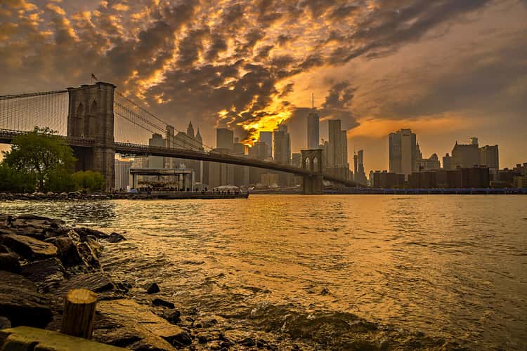 Brooklyn Bridge skyline from Pebble Beach, New York City