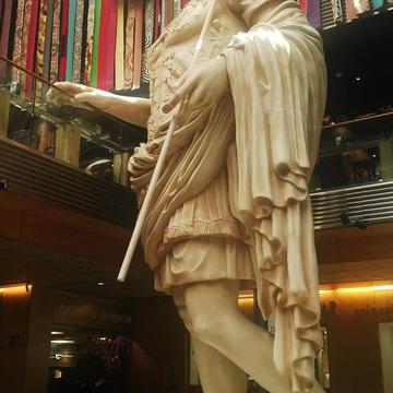 Caesar Augusto Giant Sculpture, Spain