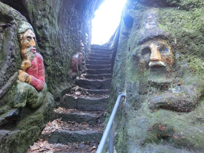 Dwarf Rock - Trpasličí skála