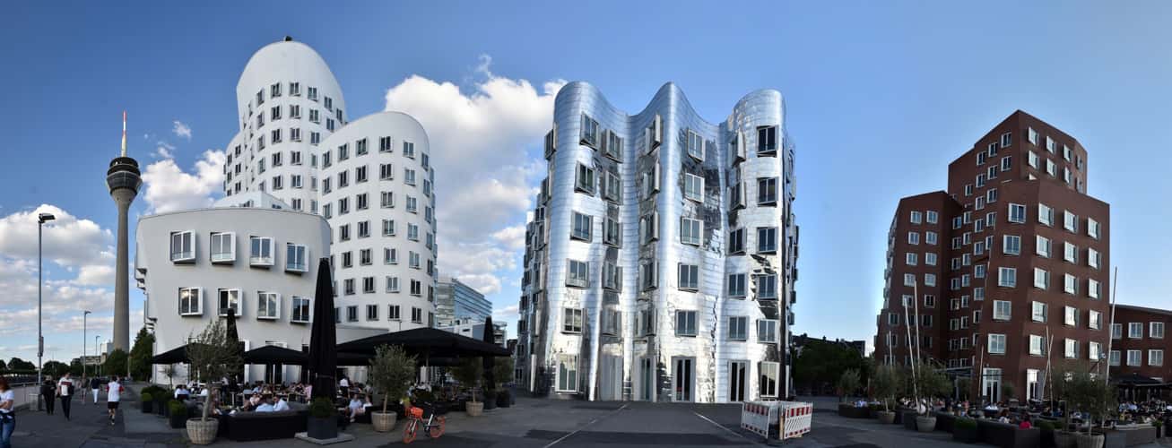 Gehry Buildings, Düsseldorf
