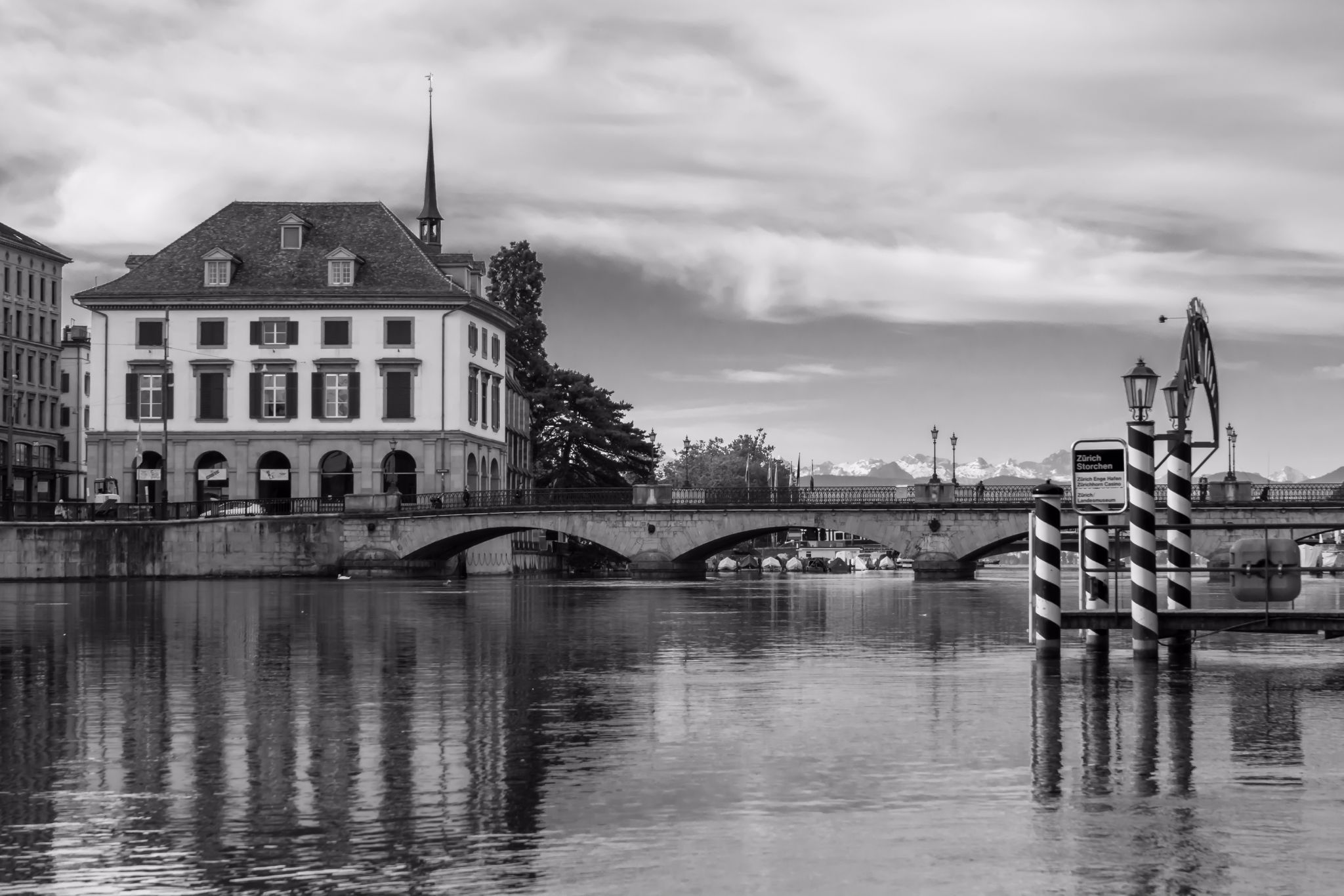 Helmhaus und Münsterbrücke, Switzerland