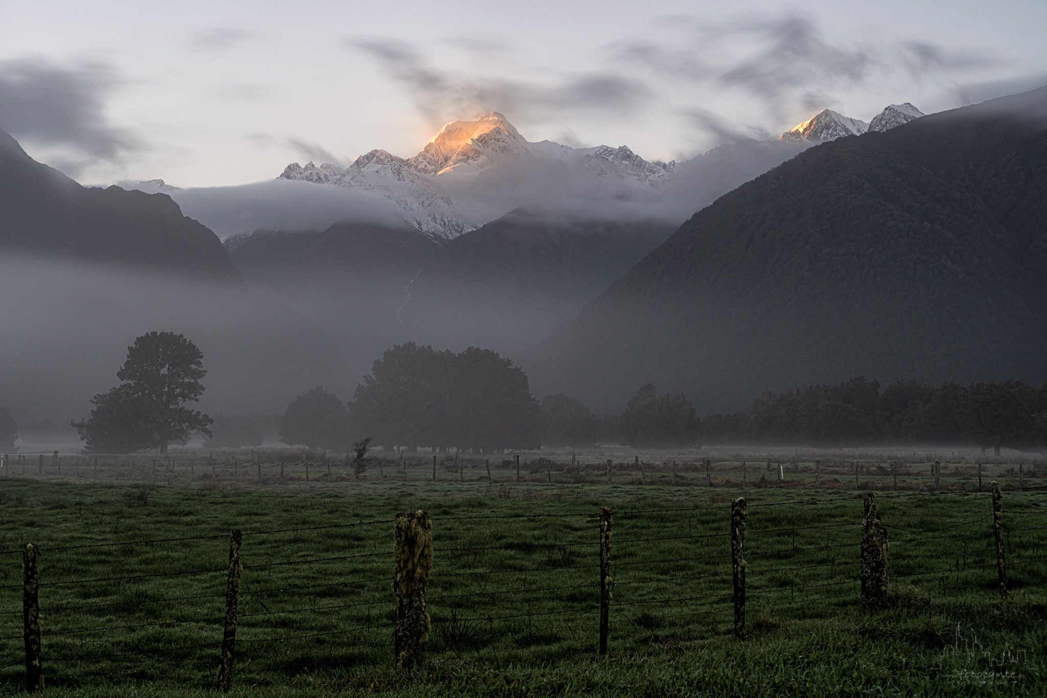 Lake Mathieson Road, Fox Glacier, NZ, New Zealand
