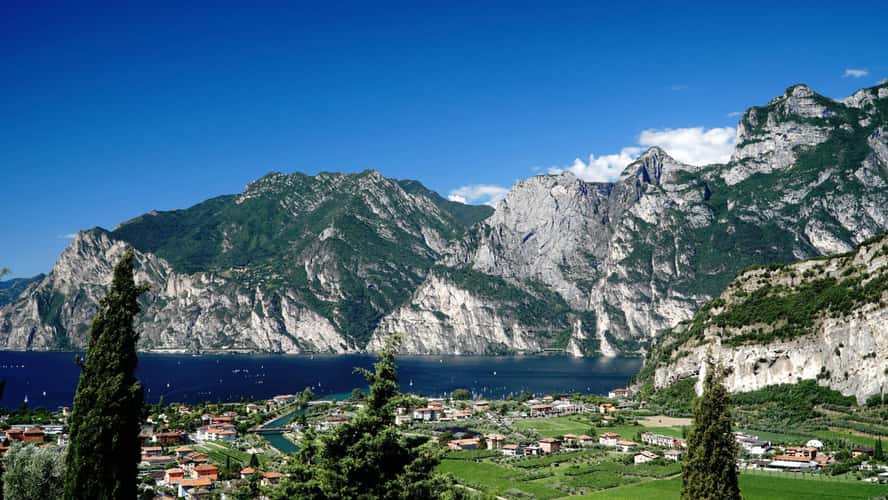 Marmitte dei Garda lookout