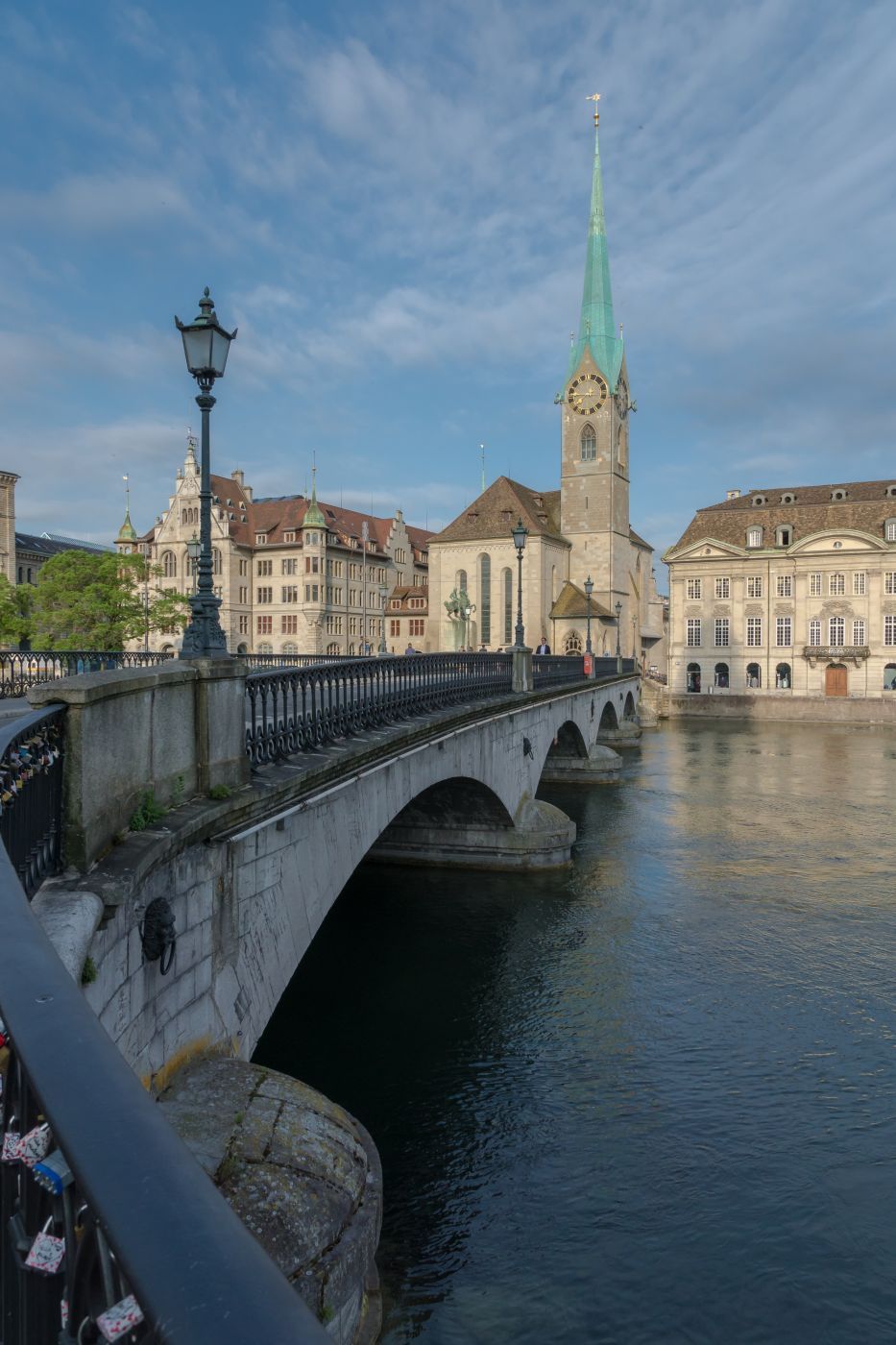 Münsterbrücke and Fraumünster, Zürich, Switzerland