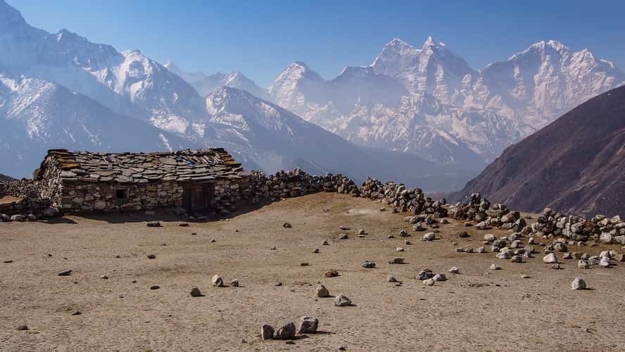 Near Dingboche