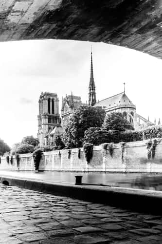 Night Shooting in Paris