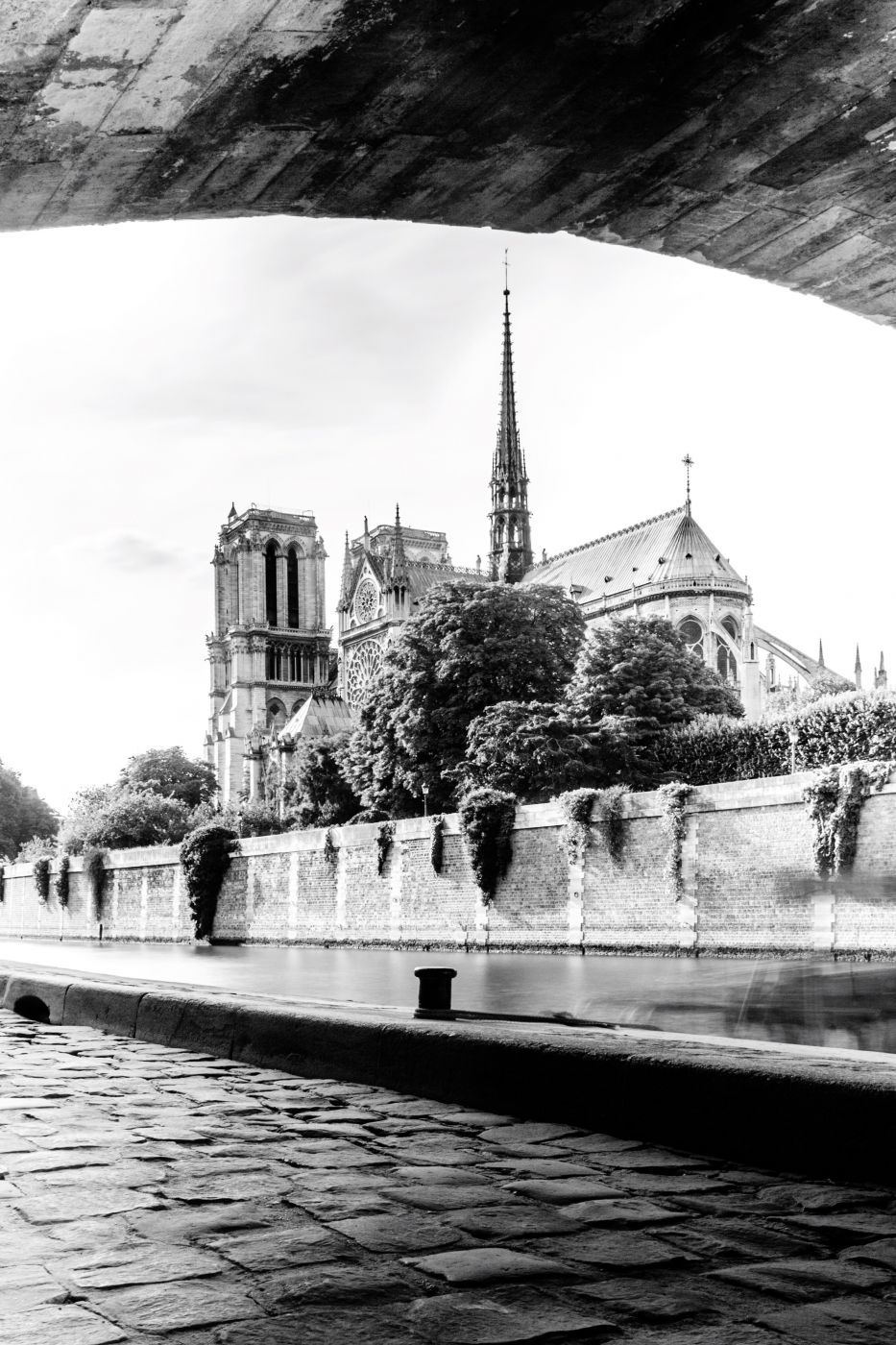 Night Shooting in Paris, France