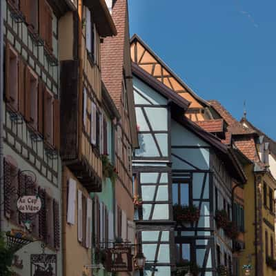 Riquewihr, Rue du Générale de Gaulle, France