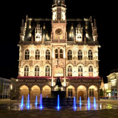 Scheldt Oudenaarde Onze-Lieve-Vrouwekerk Marketsquare, Belgium