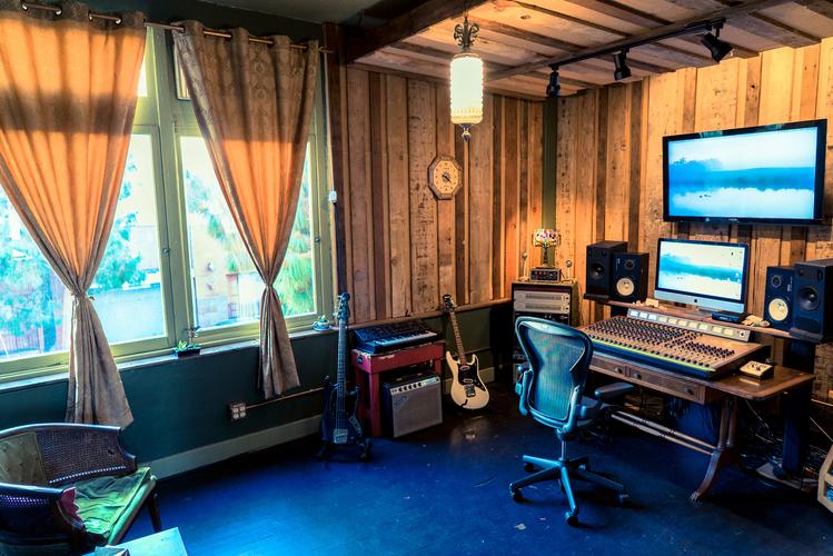 Seahorse Sound Studios
