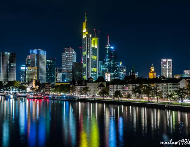 Skyline View at Alte Brücke, Frankfurt am Main