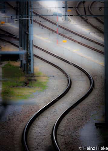 tracks