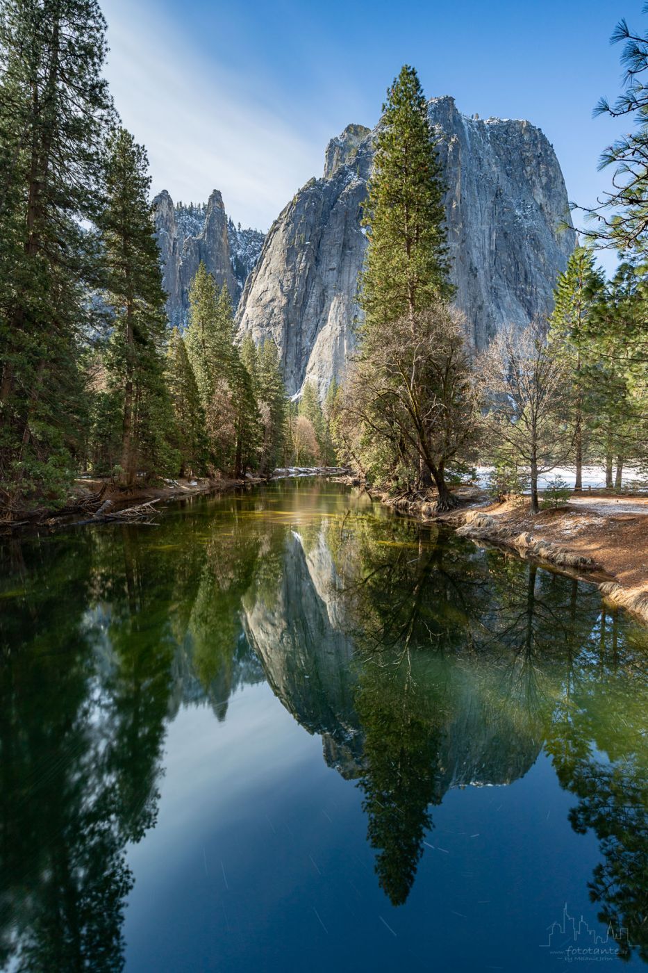 Yosemite NP, Merced River, California, USA