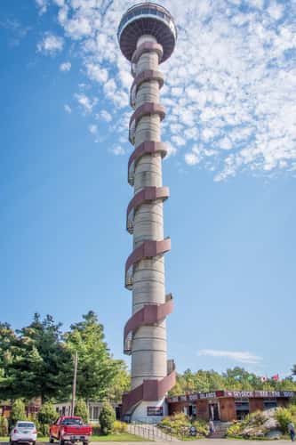 1000 Islands Observation Tower & 1000 Islands Parkway