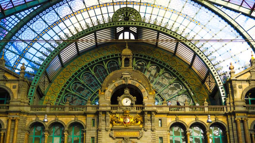 Entrance hall from the Central Station of Antwerp
