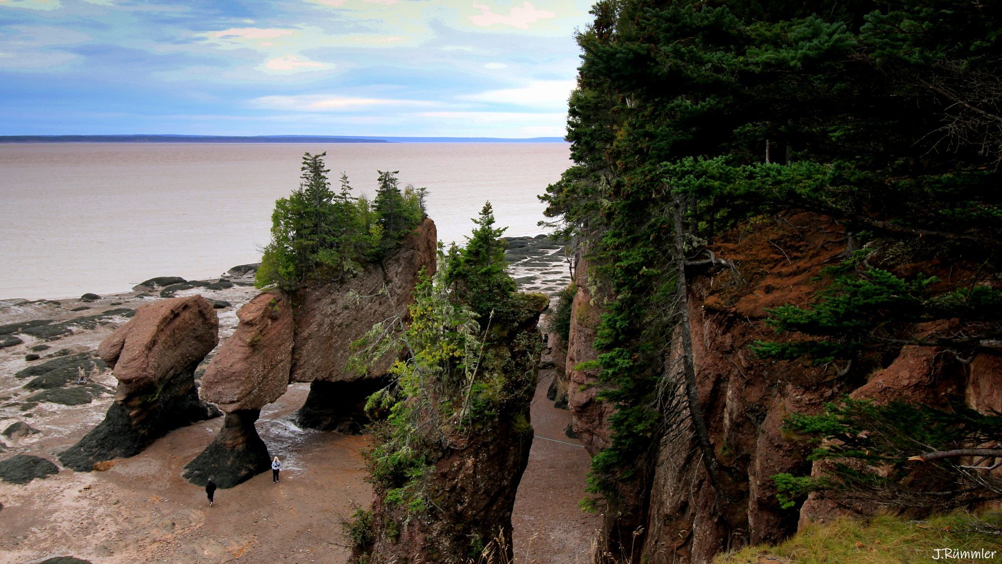 Bay of Fundy, Hopewell Rocks, New Brunswick, Canada