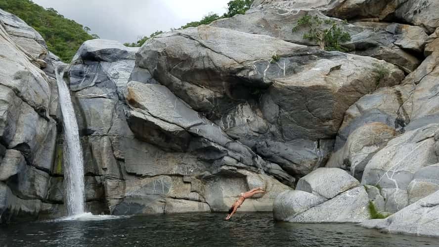 Cascada Sol De Mayo
