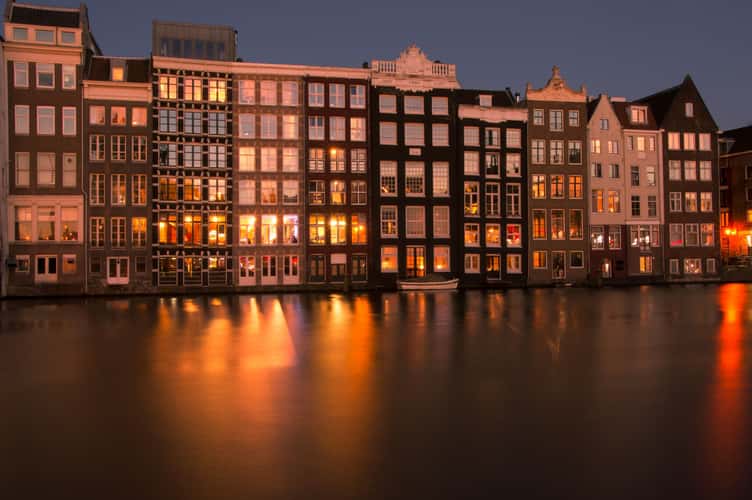 Damrak, Amsterdam