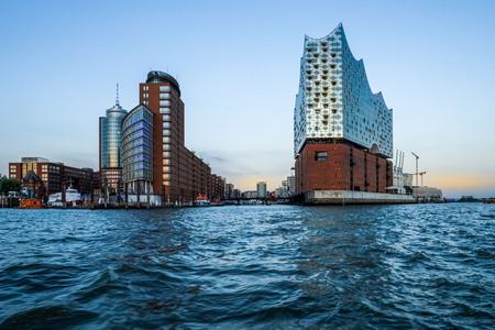 Elbphilharmonie, view from a boat