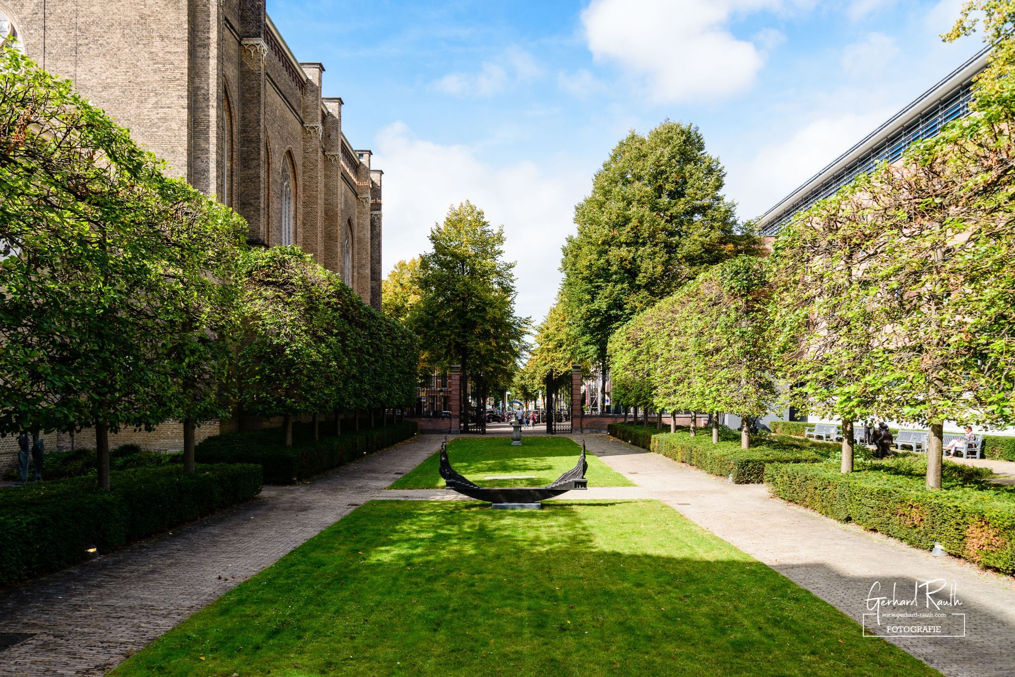 French garden of Palais Kneuterdijk - Raad van State, Netherlands