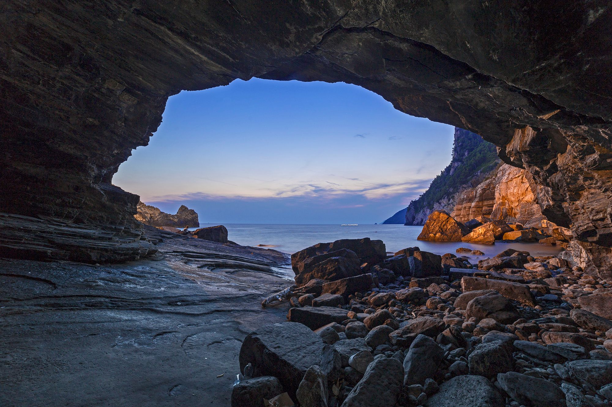 Grotta di Lord Byron, Italy